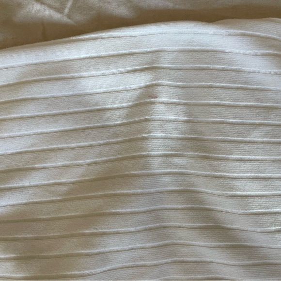 Sorella White Ribbed Set - Picture 3 of 8